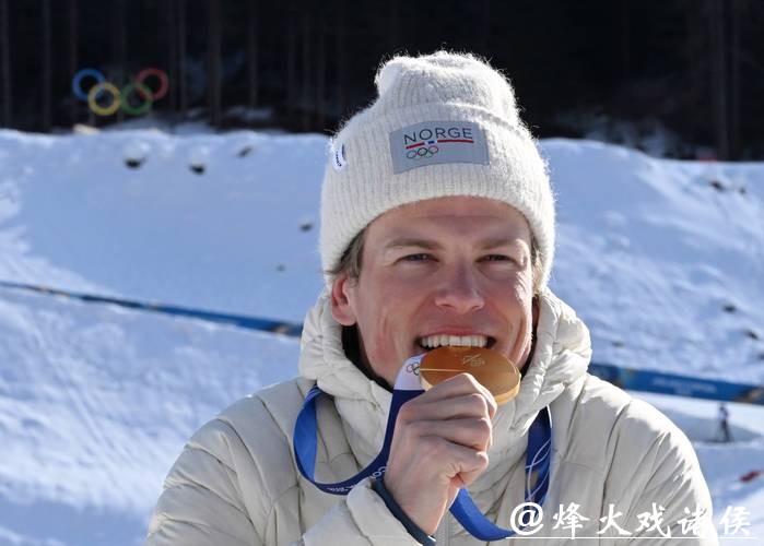 冬奥会越野滑雪男子双追逐 挪威选手克莱博夺冠 冬奥会越野滑雪男子双追逐 挪威选手克莱博夺冠