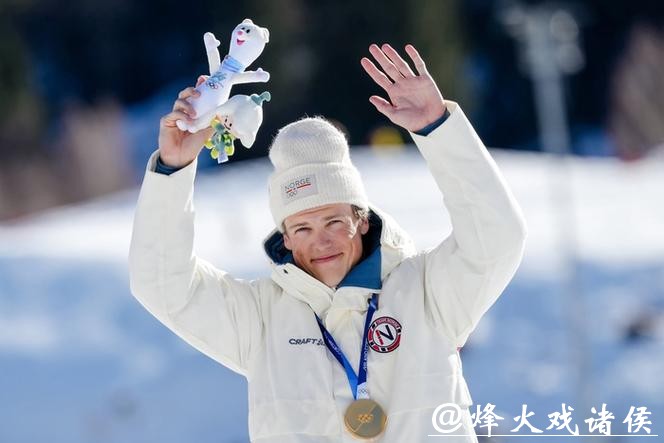 冬奥会越野滑雪男子双追逐 挪威选手克莱博夺冠 冬奥会越野滑雪男子双追逐 挪威选手克莱博夺冠