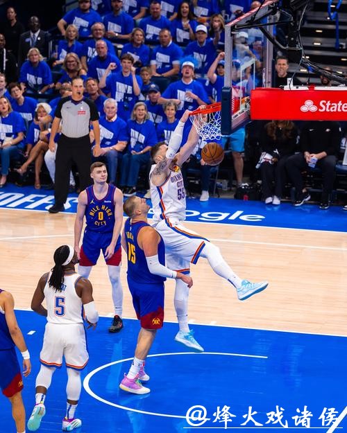 亚历山大35+9哈滕14+14 雷霆险胜送勇士3连败 亚历山大35+9哈滕14+14 雷霆险胜送勇士3连败