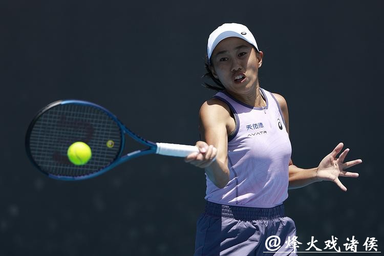 遗憾出局!张帅1-2不敌东道主选手 止步澳网首轮 遗憾出局!张帅1-2不敌东道主选手 止步澳网首轮