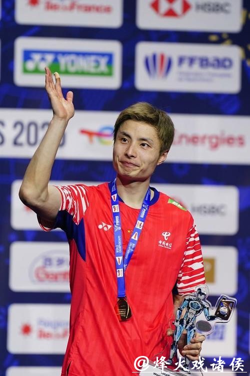 羽毛球世锦赛 石宇奇战胜拉克什亚晋级男单32强